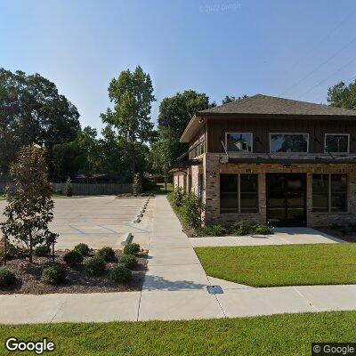 Thumbnail image of the front of a dentist office practice with the name Lincoln Road Dental Clinic which is located in Hattiesburg, MS